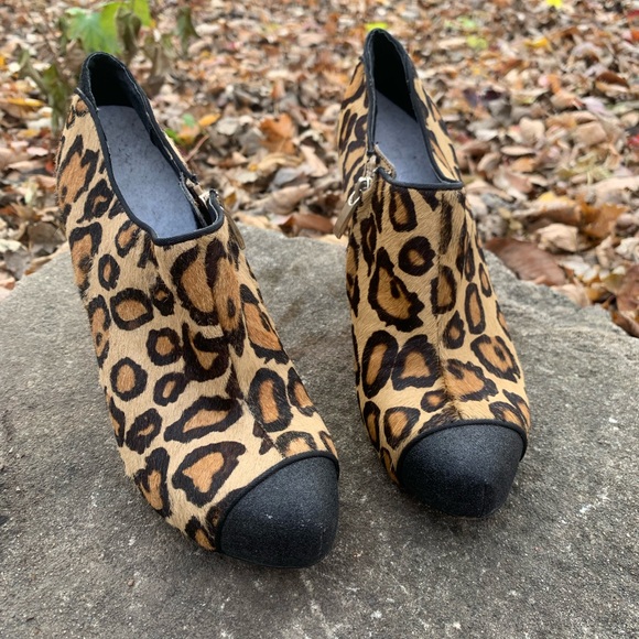 Leopard shoes Sam Edelman Felix Calf Hair Bootie size 7M - Picture 2 of 10